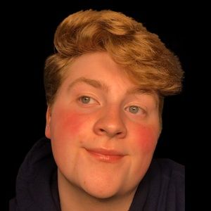 Meet your Posher, Ethan